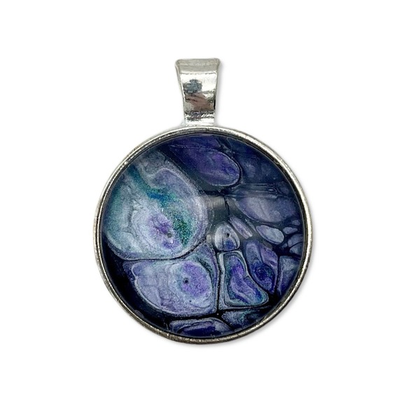 The Unbranded Brand Jewelry - Acrylic Paint Skin Jewelry Pendant